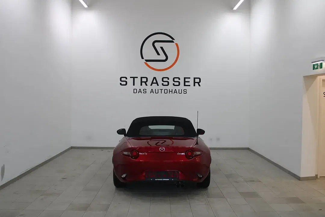 Mazda MX-5 - Thumbnail 3