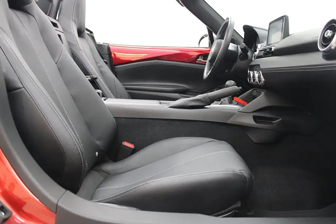 Mazda MX-5 - Thumbnail 8