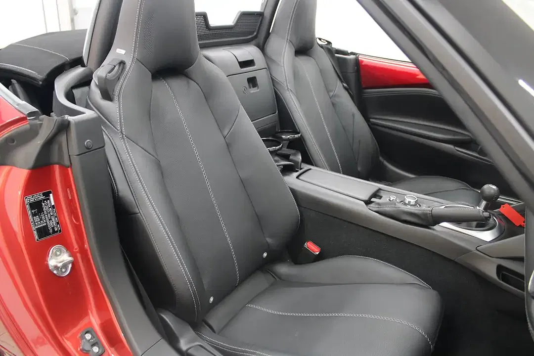 Mazda MX-5 - Thumbnail 9