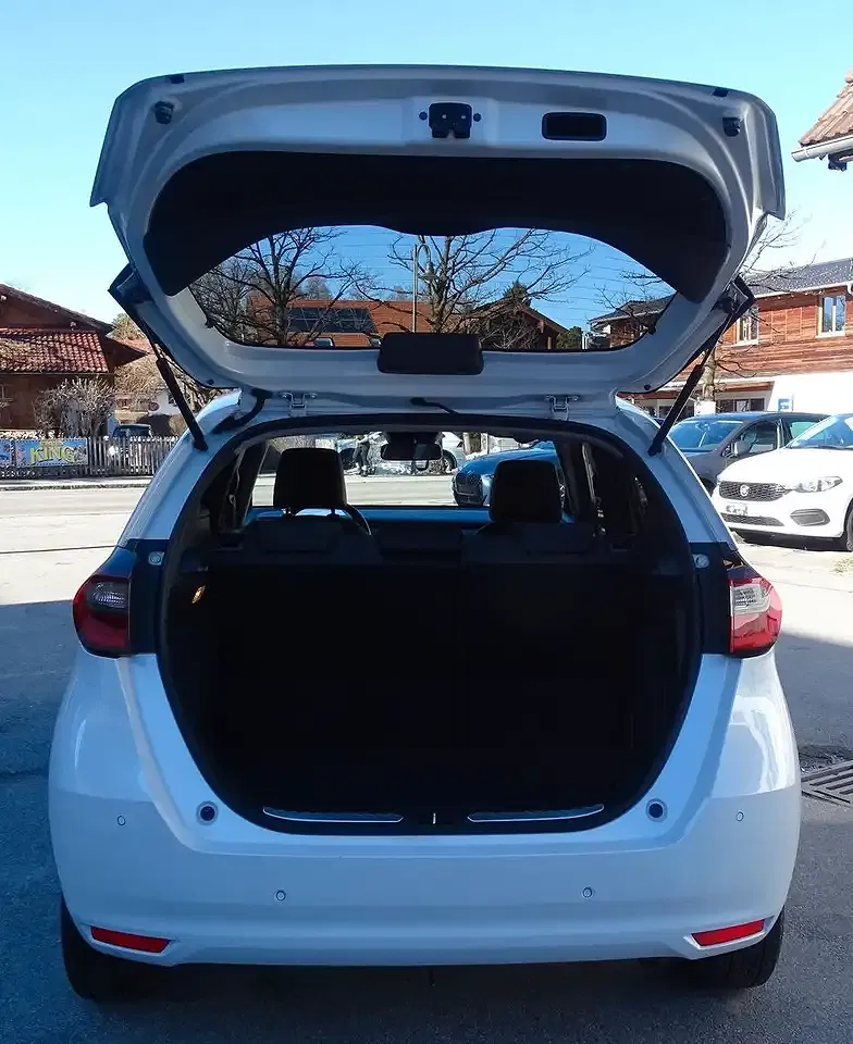 Honda Jazz 1.5 i-MMD Hybrid Executive - Thumbnail 11