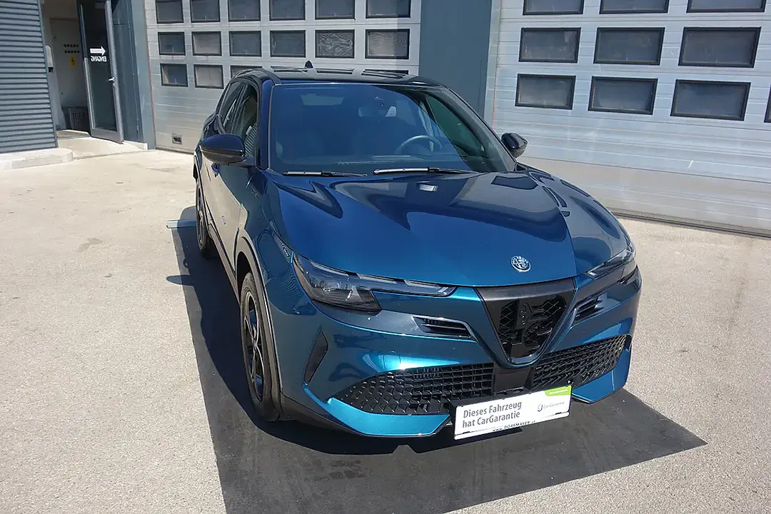 Alfa Romeo Junior 1.2 Ibrida MHEV Speciale - foto 2
