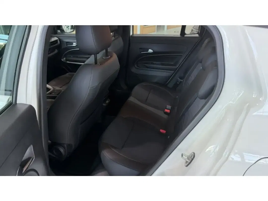 Jeep Avenger EV Altitude - Thumbnail 9