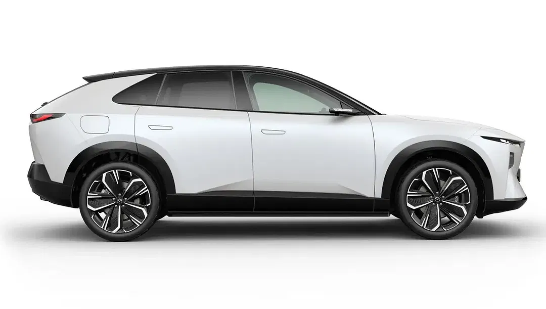 Mazda CX-6e Takumi Plus - Thumbnail 6