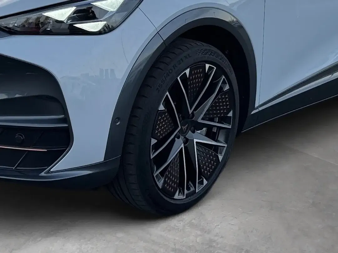 CUPRA Tavascan 4Drive VZ - Thumbnail 8