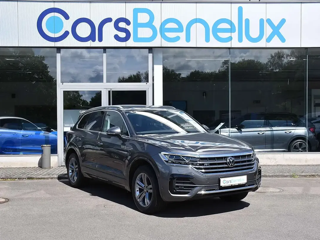Volkswagen Touareg 3.0 TDI 4Motion R-Line - Thumbnail 1