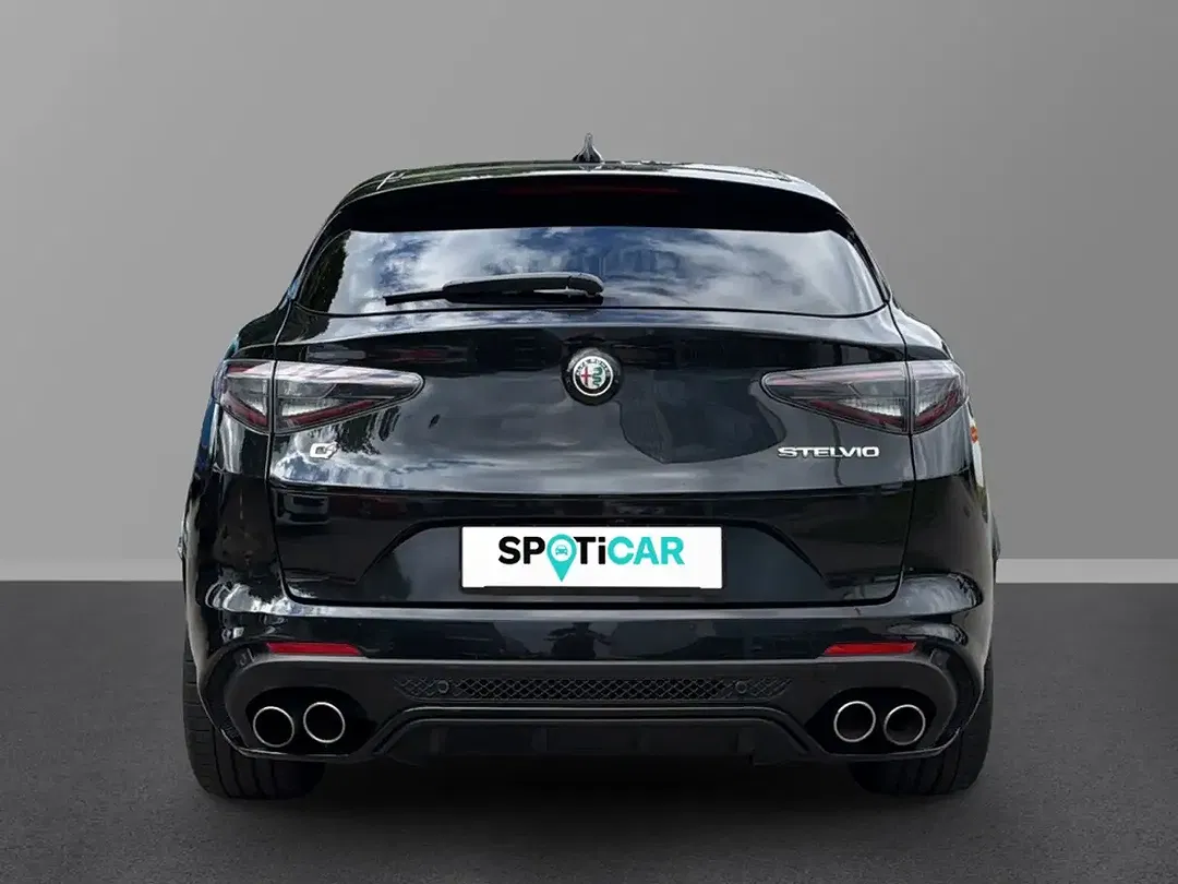 Alfa Romeo Stelvio 2.9 V6 Bi-Turbo Q4 Quadrifoglio - Thumbnail 3
