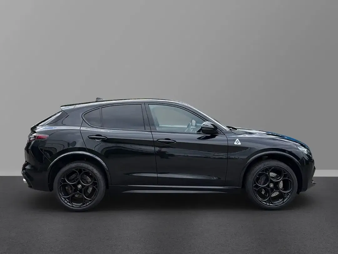 Alfa Romeo Stelvio 2.9 V6 Bi-Turbo Q4 Quadrifoglio - Thumbnail 4