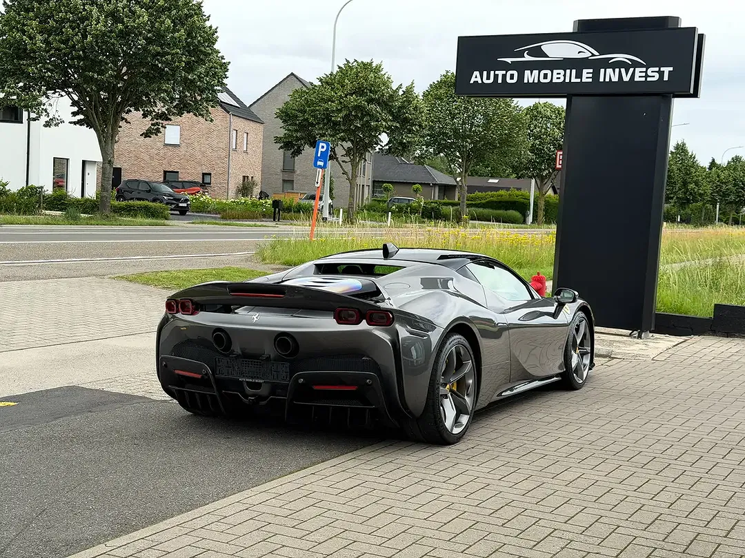 Ferrari SF90 Stradale Assetto Fiorano - Thumbnail 3