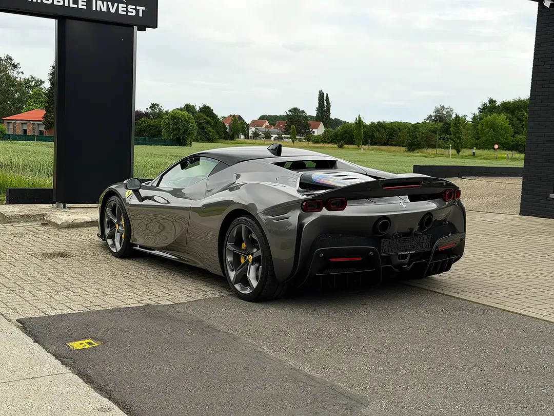 Ferrari SF90 Stradale Assetto Fiorano - Thumbnail 4