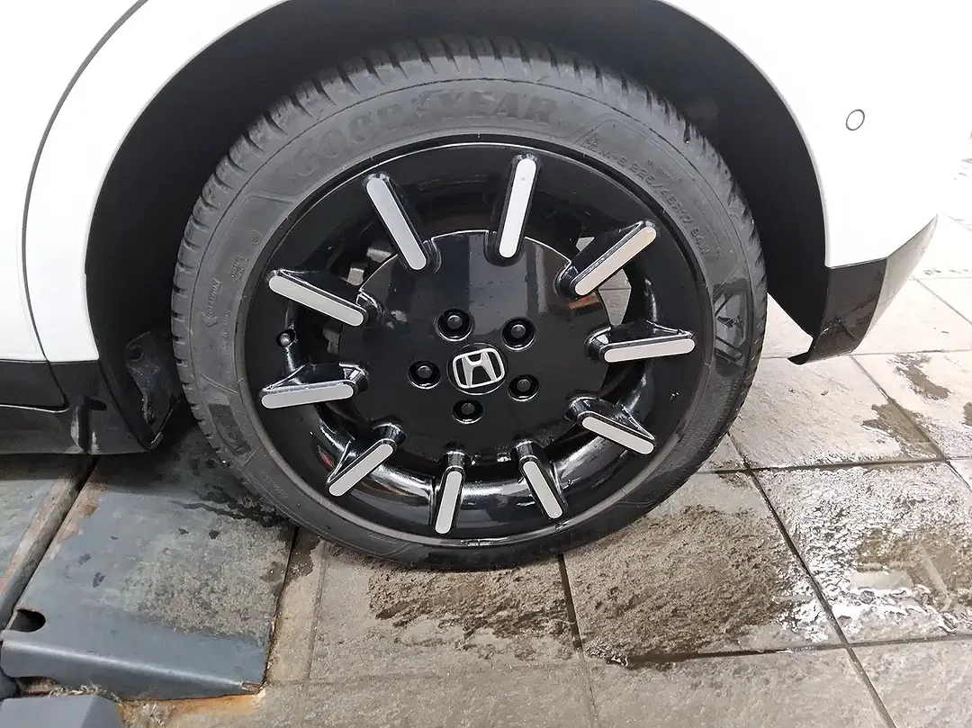 Honda E - Thumbnail 10