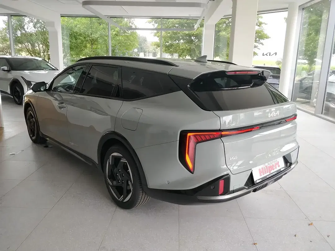 Kia K4 1.6 T-GDI GT-Line - Thumbnail 4