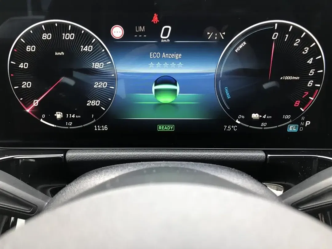 Mercedes-Benz GLA 250 AMG MBUX Night - Thumbnail 9