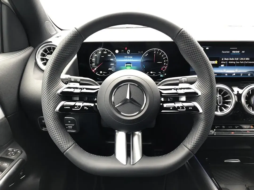 Mercedes-Benz GLA 250 AMG MBUX Night - Thumbnail 10