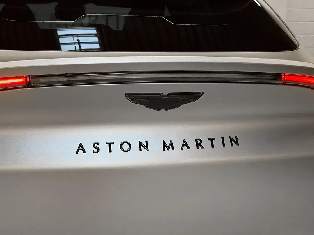 Aston Martin DBX 707 - Thumbnail 12