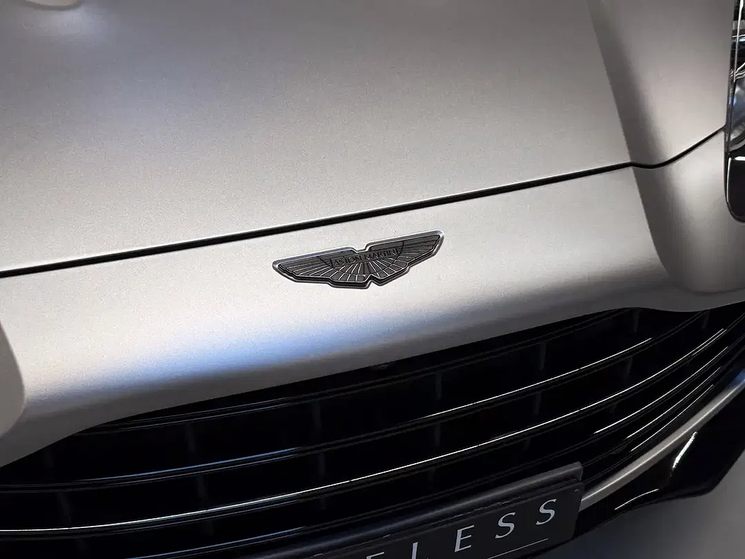 Aston Martin DBX 707 - Thumbnail 8