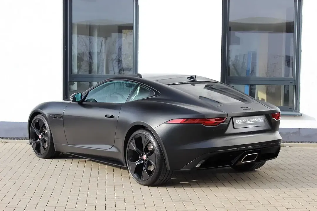 Jaguar F-Type P300 Coupe - Thumbnail 4