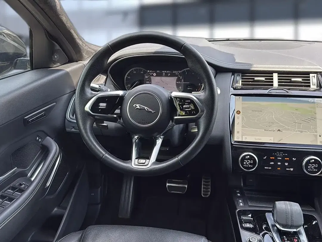 Jaguar E-Pace P300e 4x4 R-Dynamic S - Thumbnail 11
