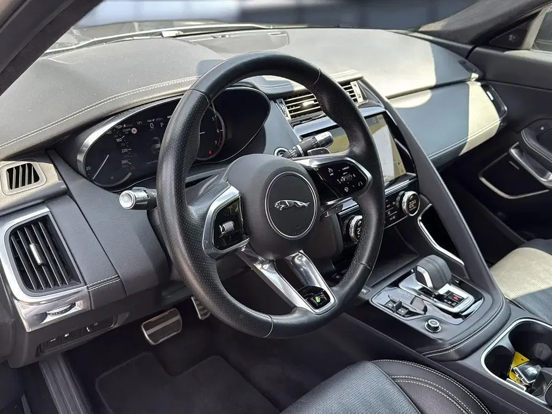 Jaguar E-Pace P300e 4x4 R-Dynamic S - Thumbnail 7