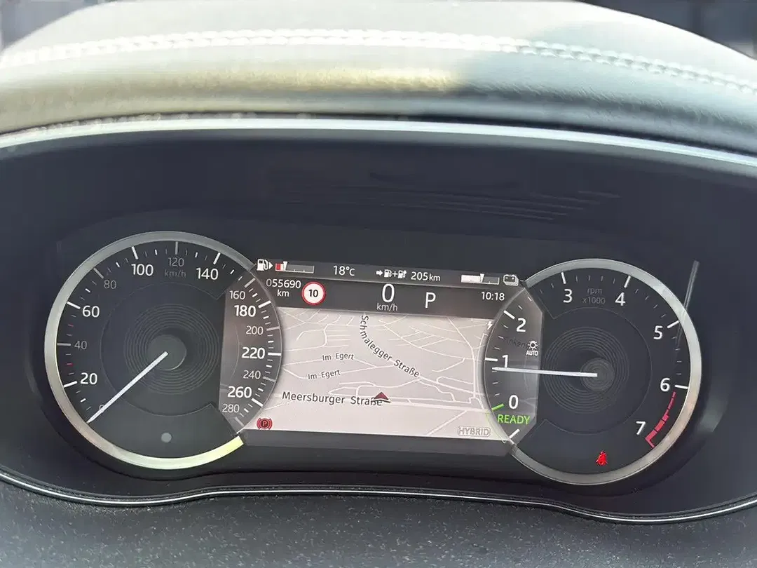 Jaguar E-Pace P300e 4x4 R-Dynamic S - Thumbnail 9