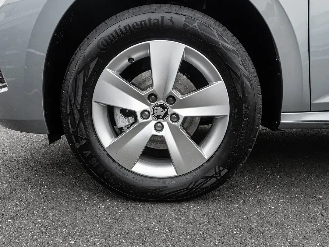 Skoda Kamiq 1.0 TSI DSG Selection - Thumbnail 6