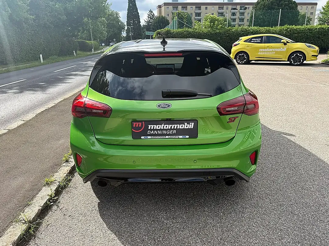 Ford Focus 2.3 EcoBoost ST-Line - Thumbnail 5