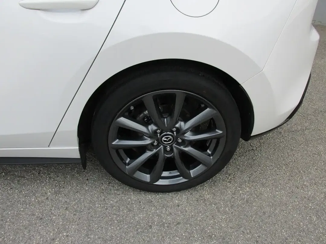 Mazda 3 Edition - Thumbnail 8