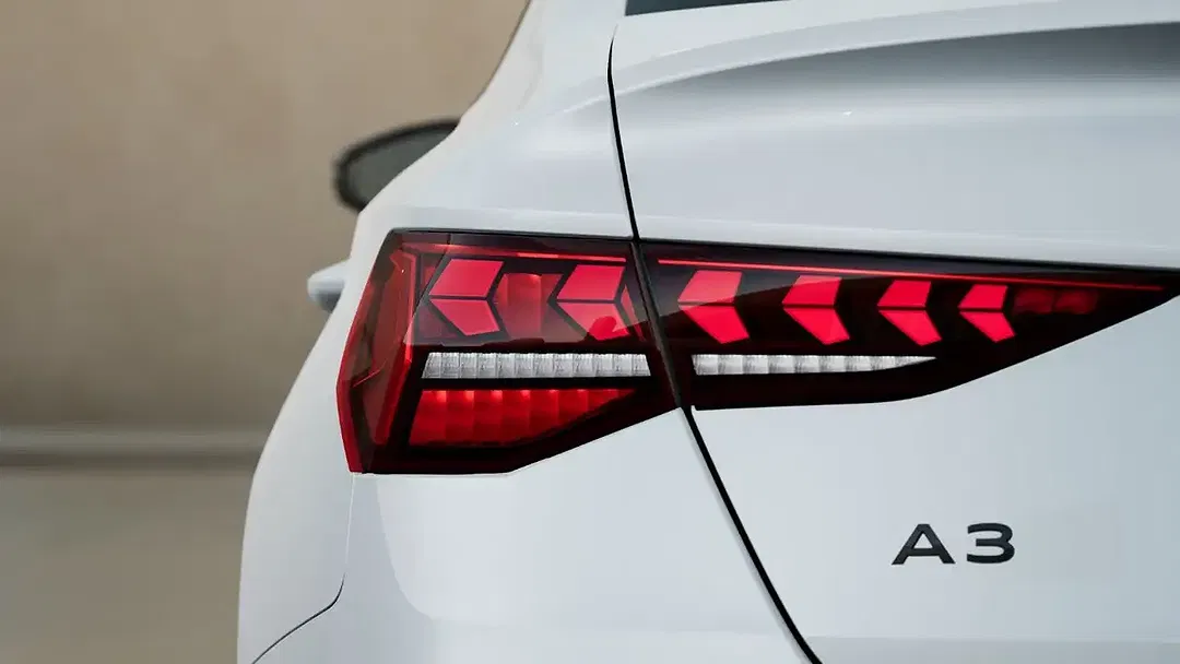 Audi A3 35 TFSI S line - Thumbnail 7