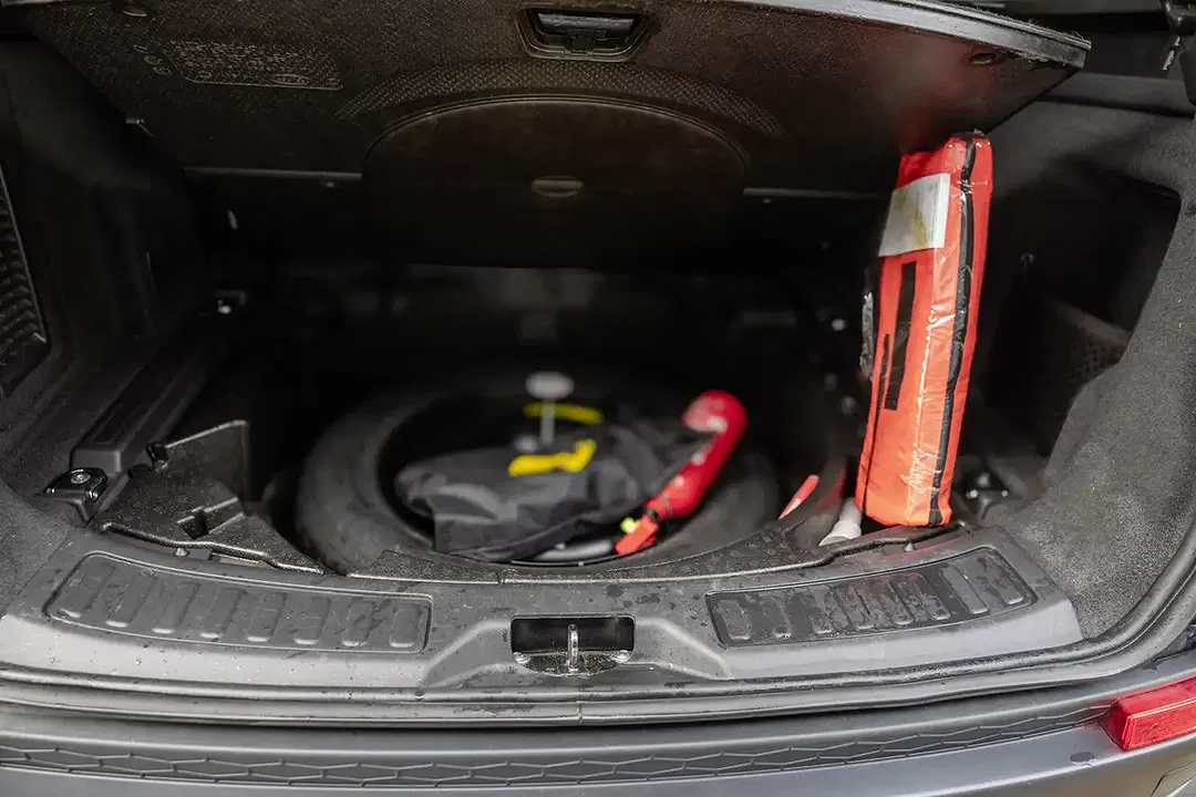 Land Rover Discovery Sport 2.0 Td4 - Thumbnail 10