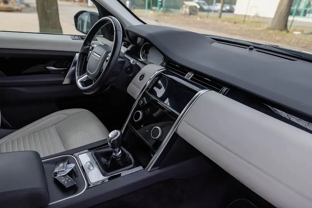 Land Rover Discovery Sport 2.0 Td4 - Thumbnail 14