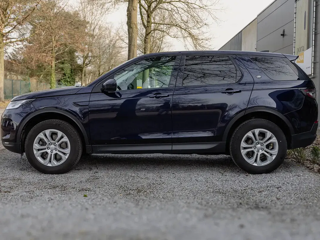 Land Rover Discovery Sport 2.0 Td4 - Thumbnail 4