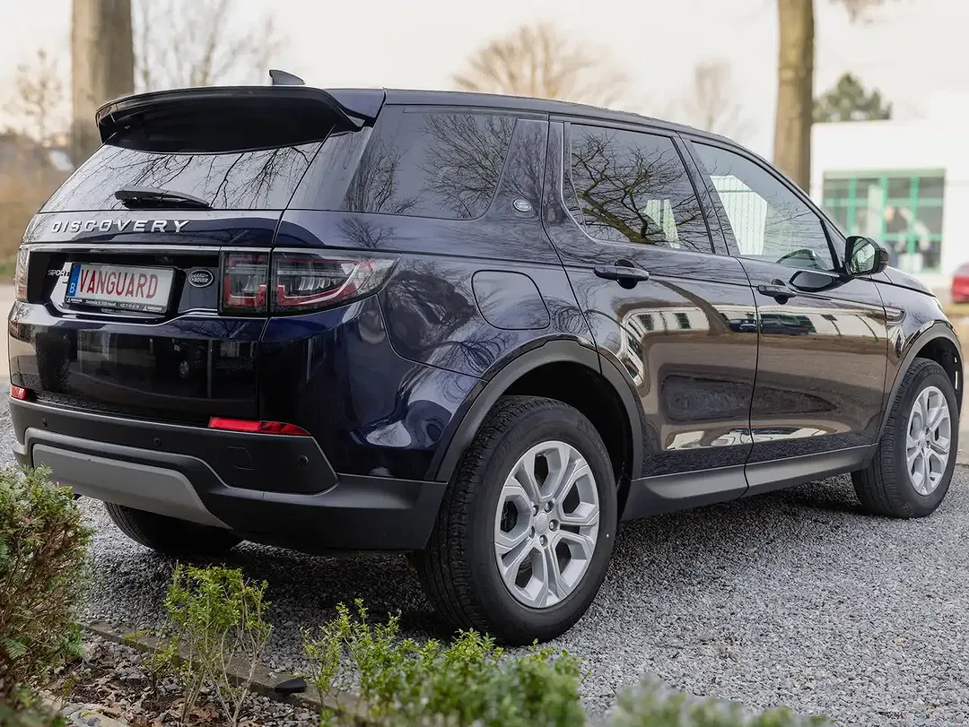 Land Rover Discovery Sport 2.0 Td4 - Thumbnail 8