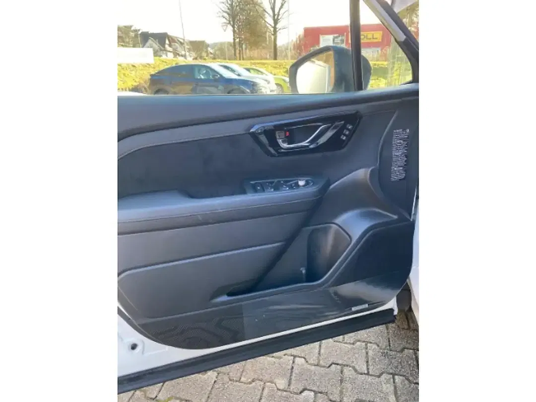 Subaru Forester 2.0 Platinum - foto 11