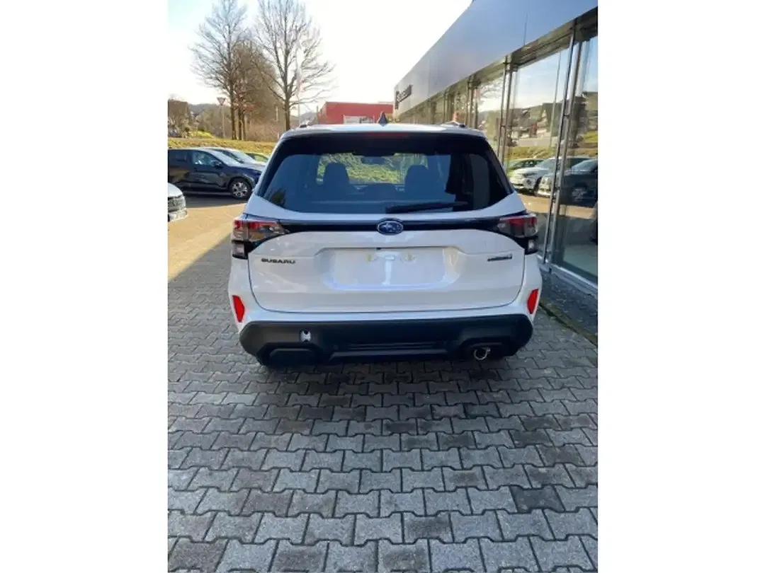 Subaru Forester 2.0 Platinum - Thumbnail 5