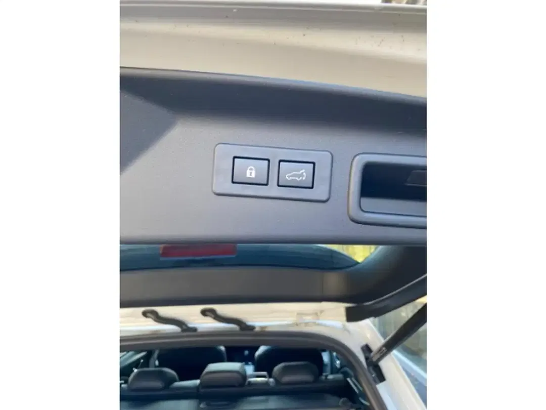 Subaru Forester 2.0 Platinum - Thumbnail 8