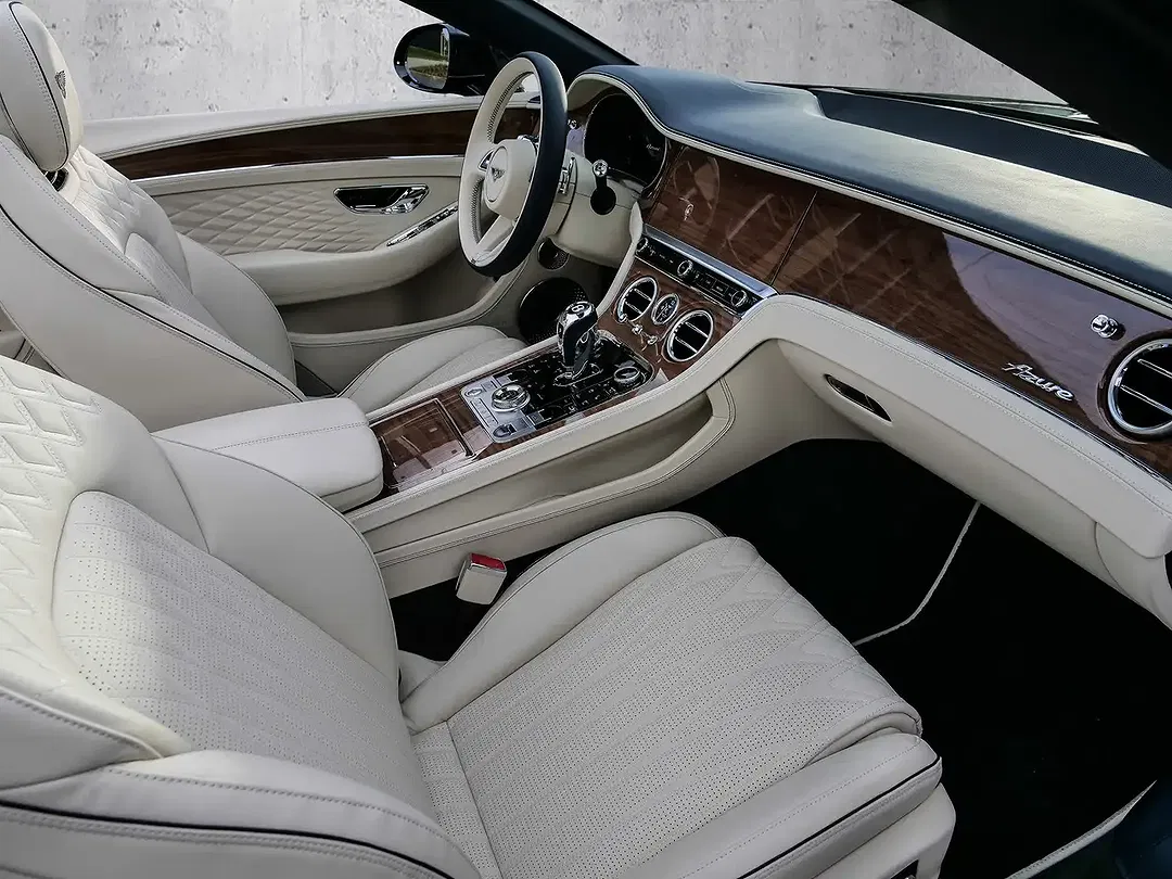 Bentley Continental GTC Azure - Thumbnail 11