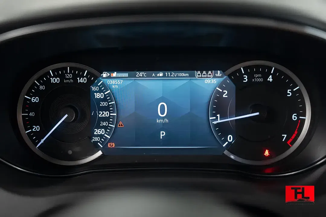 Jaguar E-Pace R-Dynamic S - Thumbnail 9