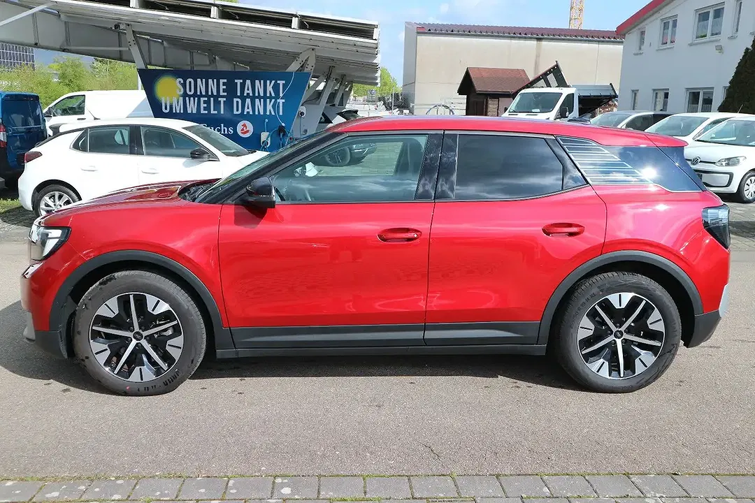 Ford Explorer Extended Range - Thumbnail 5