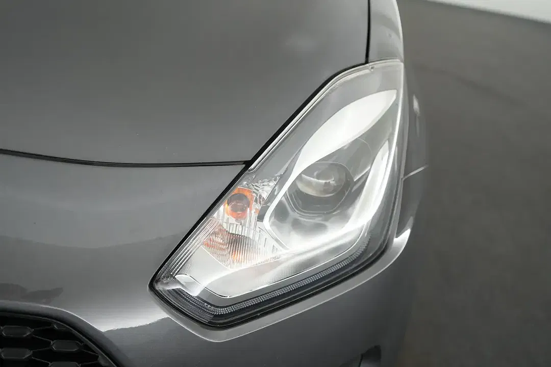 Suzuki Swift MHEV 1.2 - Thumbnail 10