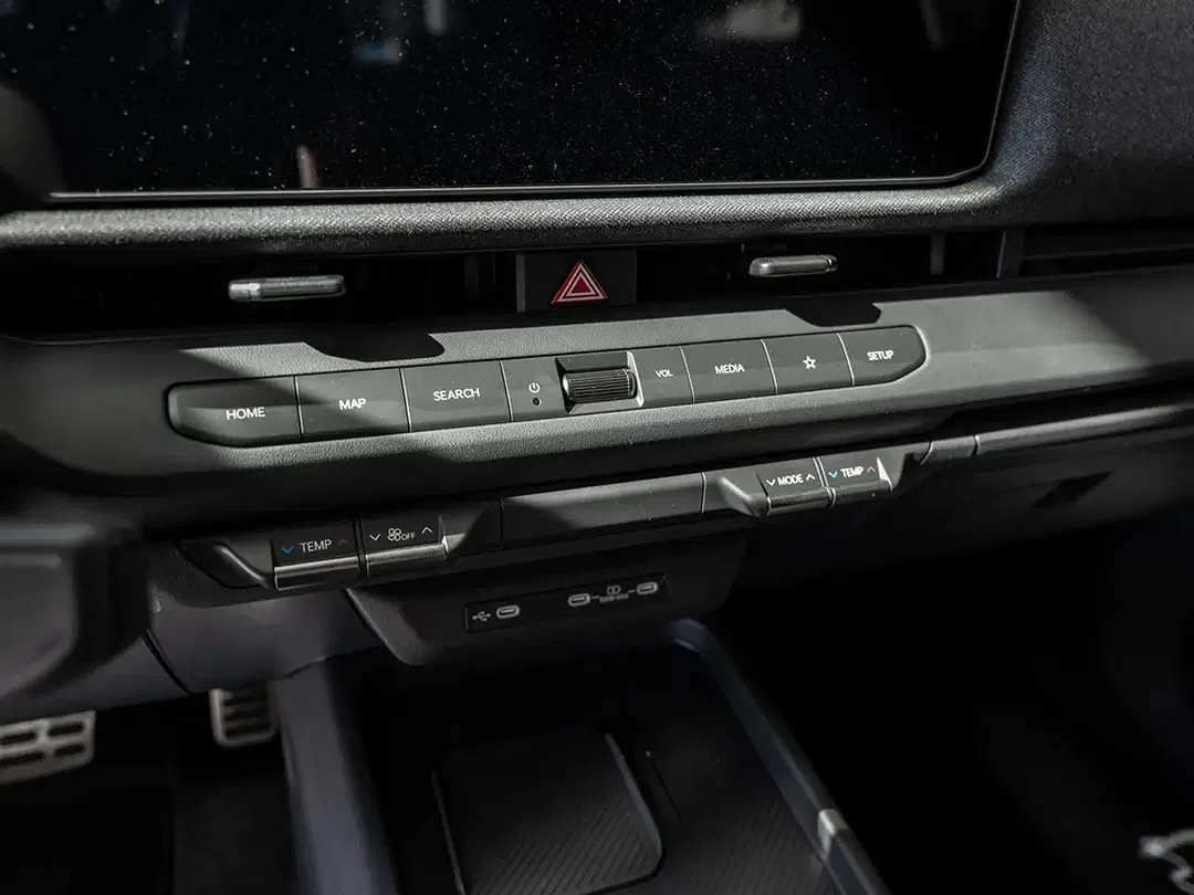 Kia Seltos 1.6 T-GDI AWD - Thumbnail 11