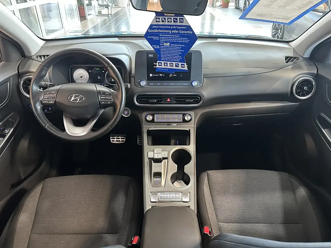 Hyundai KONA Select - Thumbnail 12