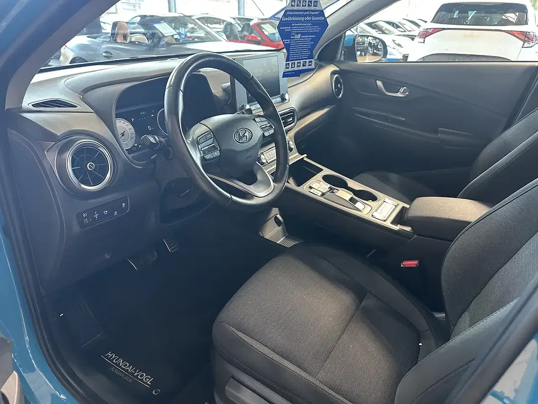 Hyundai KONA Select - Thumbnail 8