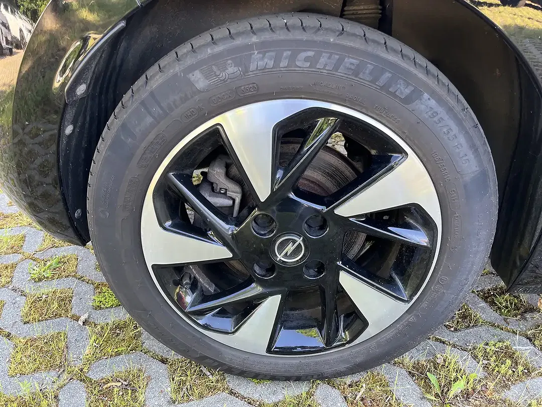 Opel Corsa Edition - Thumbnail 7