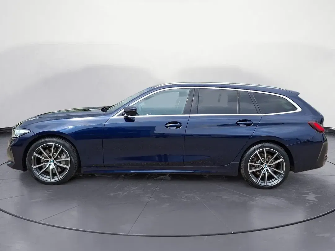 BMW 330 AUT xDrive Touring Sport - Thumbnail 2