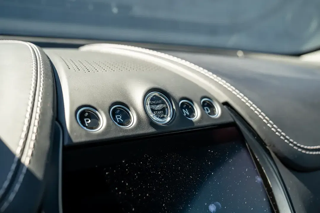 Aston Martin DBX 707 4.0 - Thumbnail 12