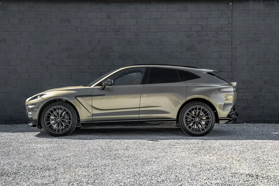 Aston Martin DBX 707 4.0 - foto 2