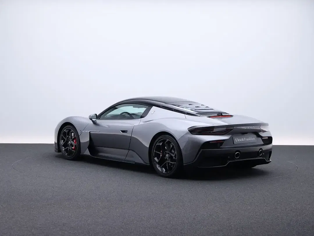 Maserati MC20 - Thumbnail 8