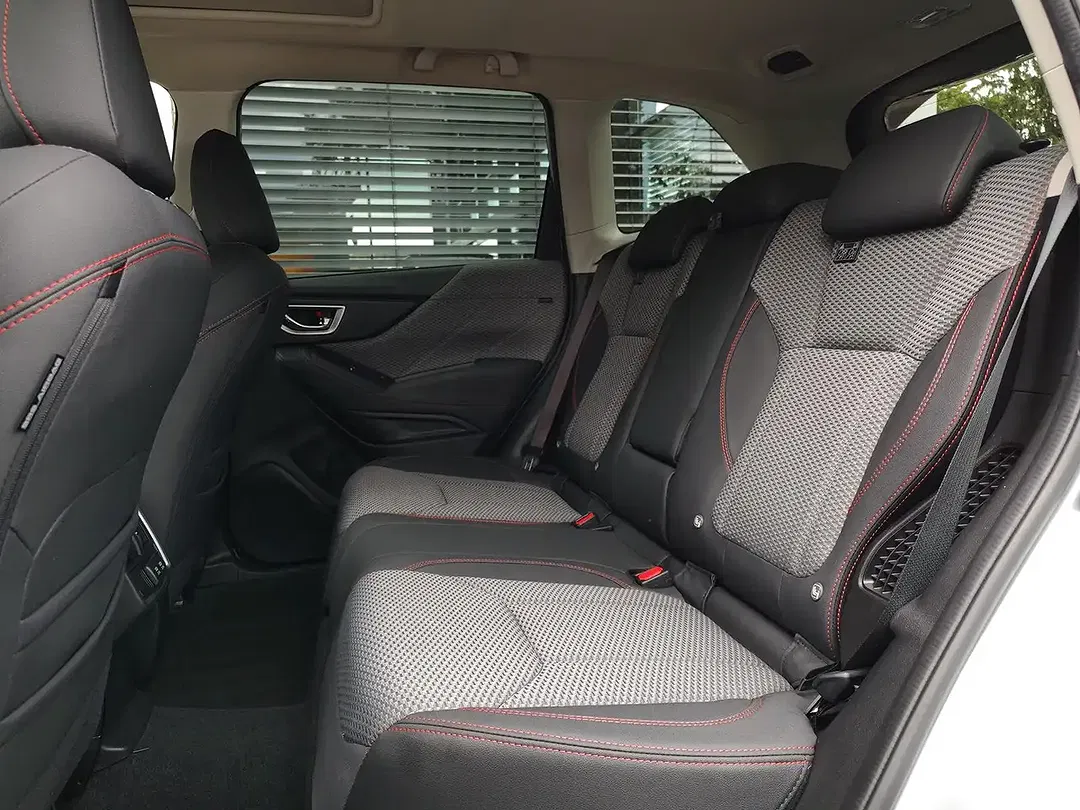 Subaru Forester 2.0 Edition Sport 40 - Thumbnail 13