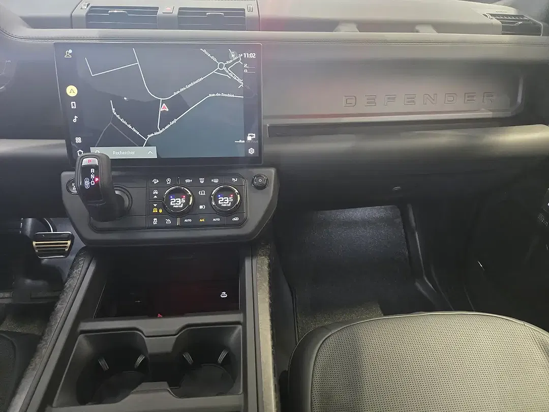 Land Rover Defender P635 4x4 OCTA 110 - Thumbnail 9