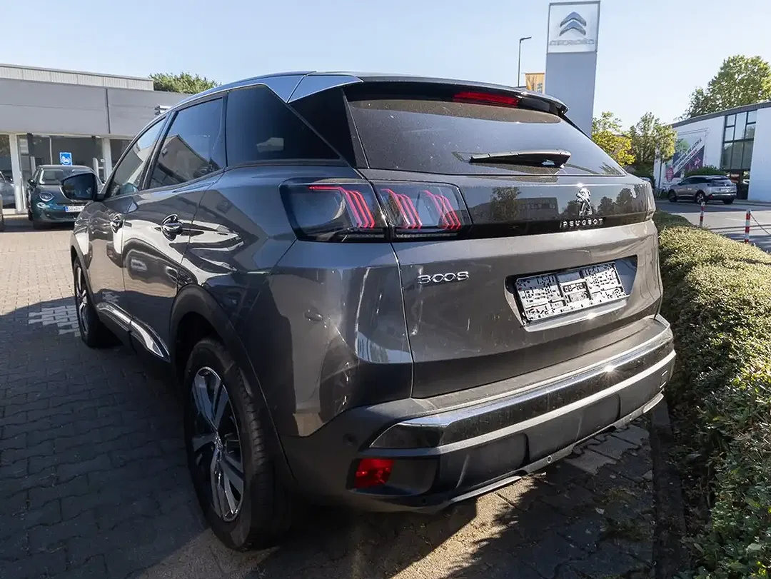 Peugeot 3008 130 PureTech Allure Pack - Thumbnail 2