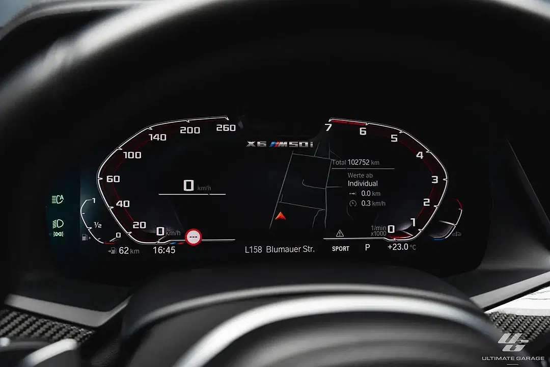 BMW X6 M - Thumbnail 9